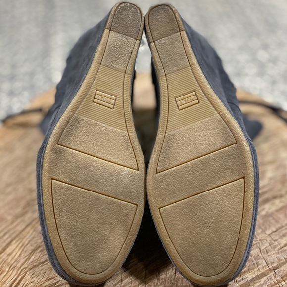 TOMS Desert Suede Wedge Bootie Dark Gray Size 7.5 - Picture 7 of 14